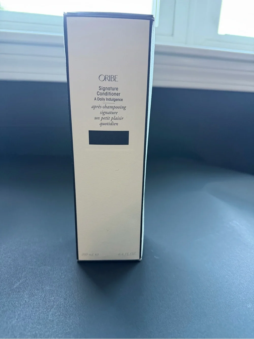 Oribe Signature conditioner, new in box